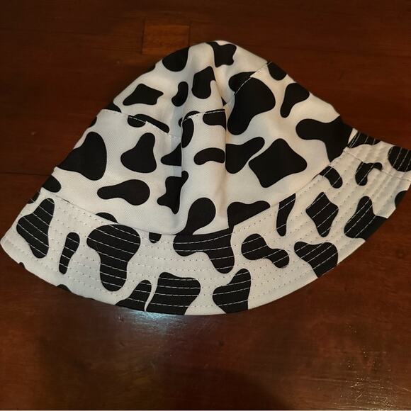 Cow Print Bucket Hat Black White Animal Summer Festival Coastal Cowgirl - Picture 7 of 7